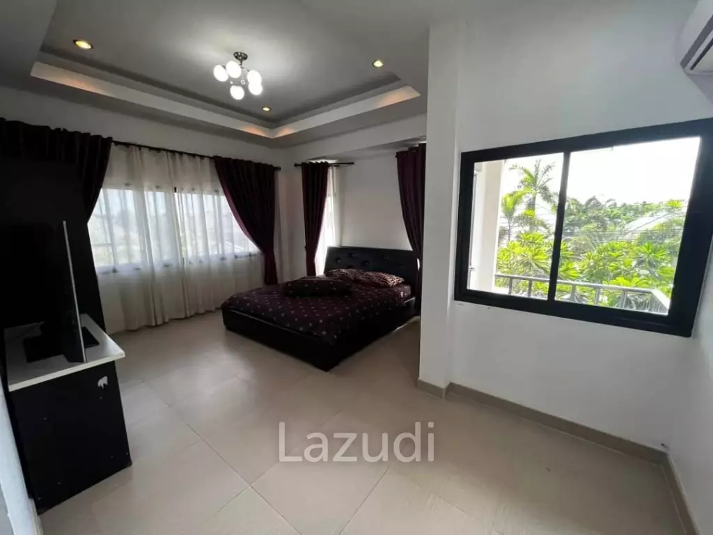 4 Beds 283 SQ.M House in Baan Dusit Pattaya Lake
