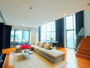 3 Bed 3 Bath 189 SQ.M Bright Sukhumvit 24