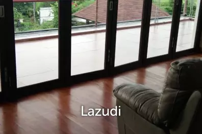 Big villa with sea view in Pecatu