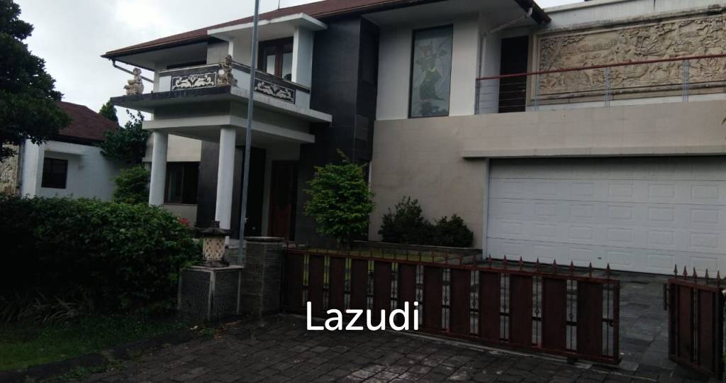 Big villa with sea view in Pecatu