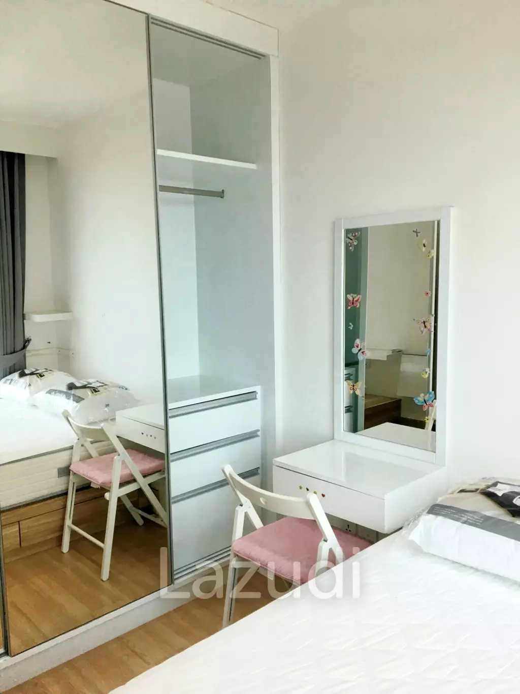 2 Bed 2 Bath 60 SQ.M Ideo Mobi Phayathai