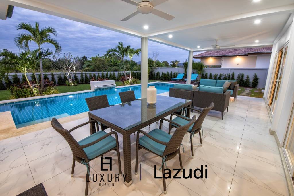 728 ตร.ม 3 เตียง 4 อาบน้ำ วิลล่า For ขาย