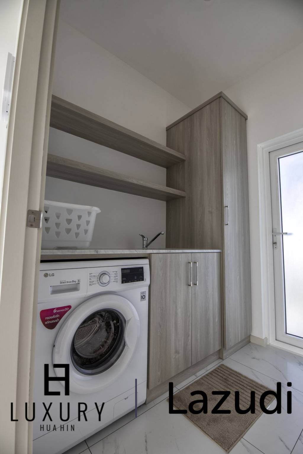 728 ตร.ม 3 เตียง 4 อาบน้ำ วิลล่า For ขาย