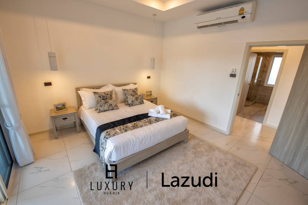 728 ตร.ม 3 เตียง 4 อาบน้ำ วิลล่า For ขาย