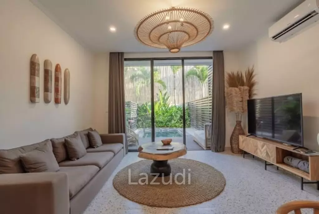 For Sale 2-Bedroom Townhouse close to the Beach