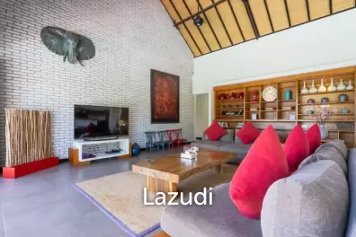 Huge Boutique Villa for Sale in Ungasan