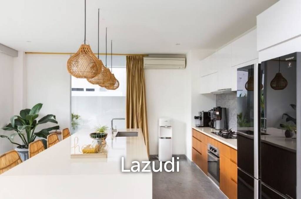 Luxury Villa for Sale Walking Distance to the Beach