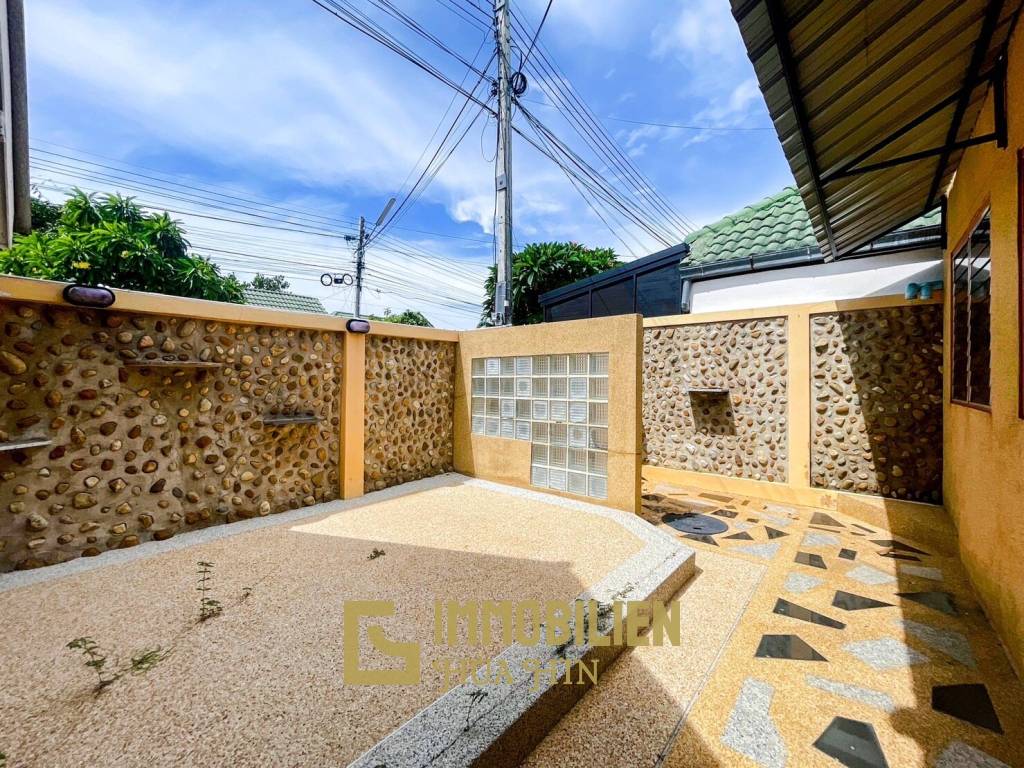 Baan Suk Sabai1: 2 Bed House For Sale Near Town