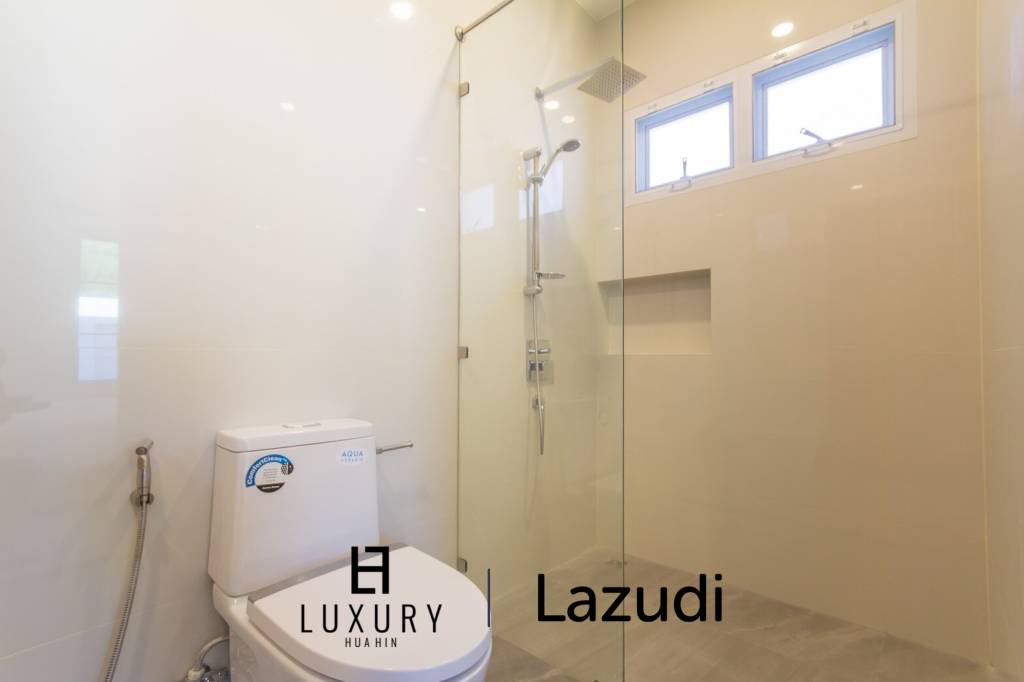 480 Kvm 3 Seng 3 Bad Villa for Salg