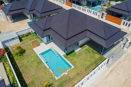 3 Bed 2 Bath 222.10 SQ.M. Hua Hin Grand Hills 2