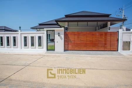 3 Bed 2 Bath 222.10 SQ.M. Hua Hin Grand Hills 2