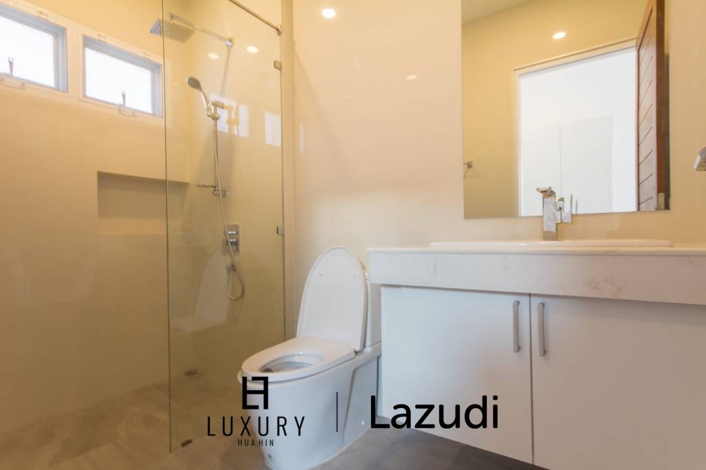 480 Kvm 3 Seng 3 Bad Villa for Salg