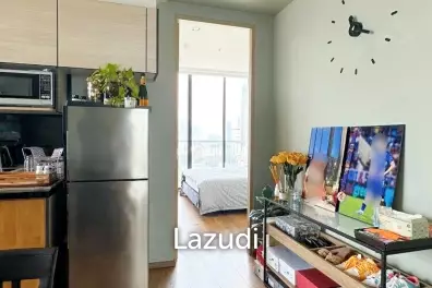 2 Bed 1 Bath 56 SQ.M Park Origin Phromphong