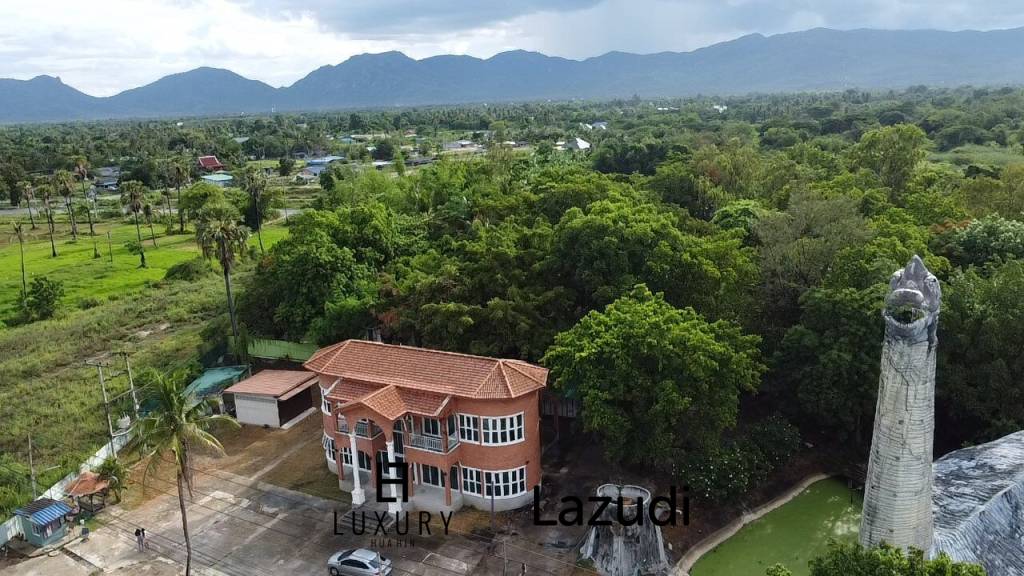 Peaceful Land Plot (8 Rai) : Cha Am