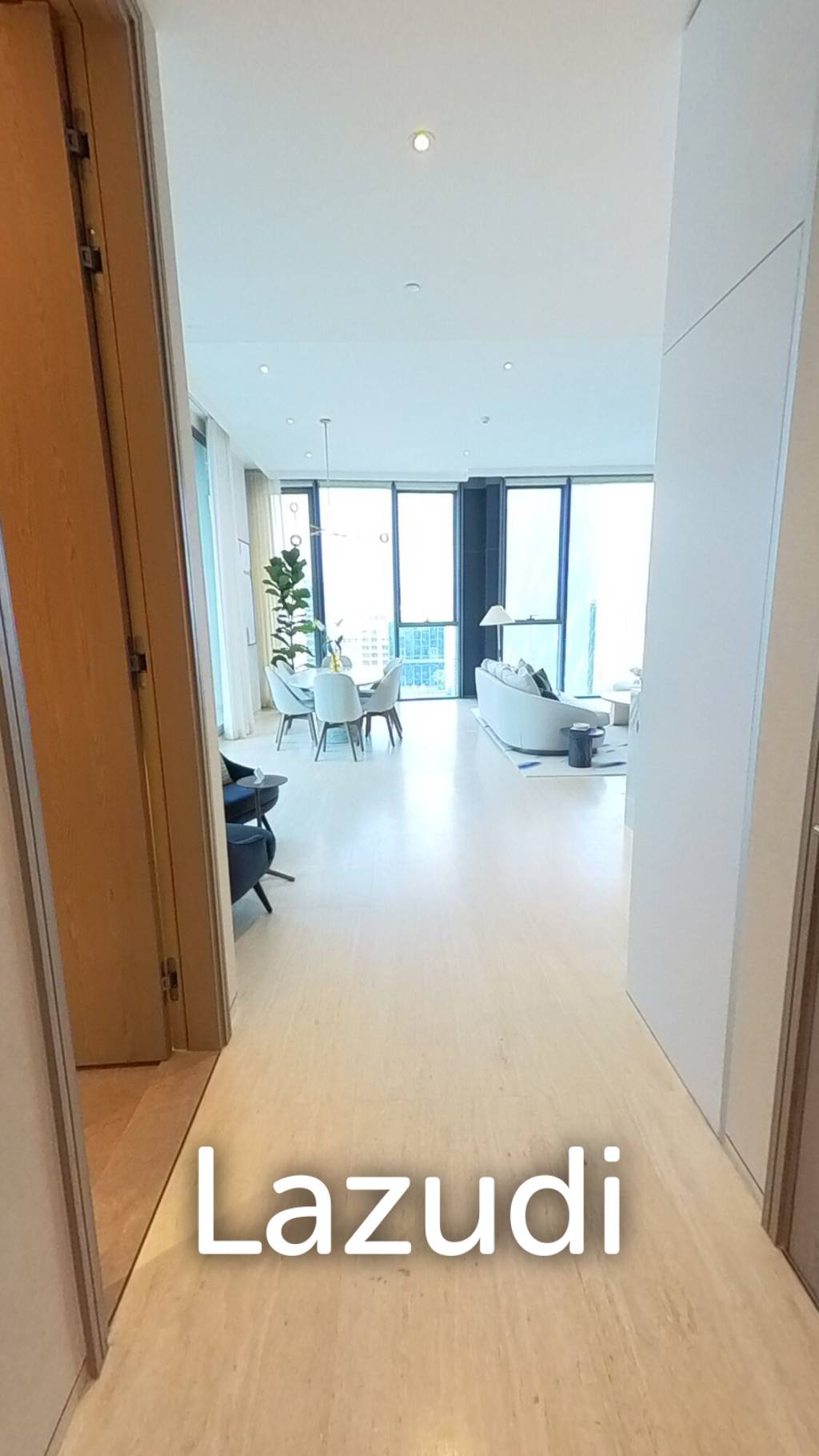 2 Beds 3 Baths 166 SQ.M SCOPE Langsuan
