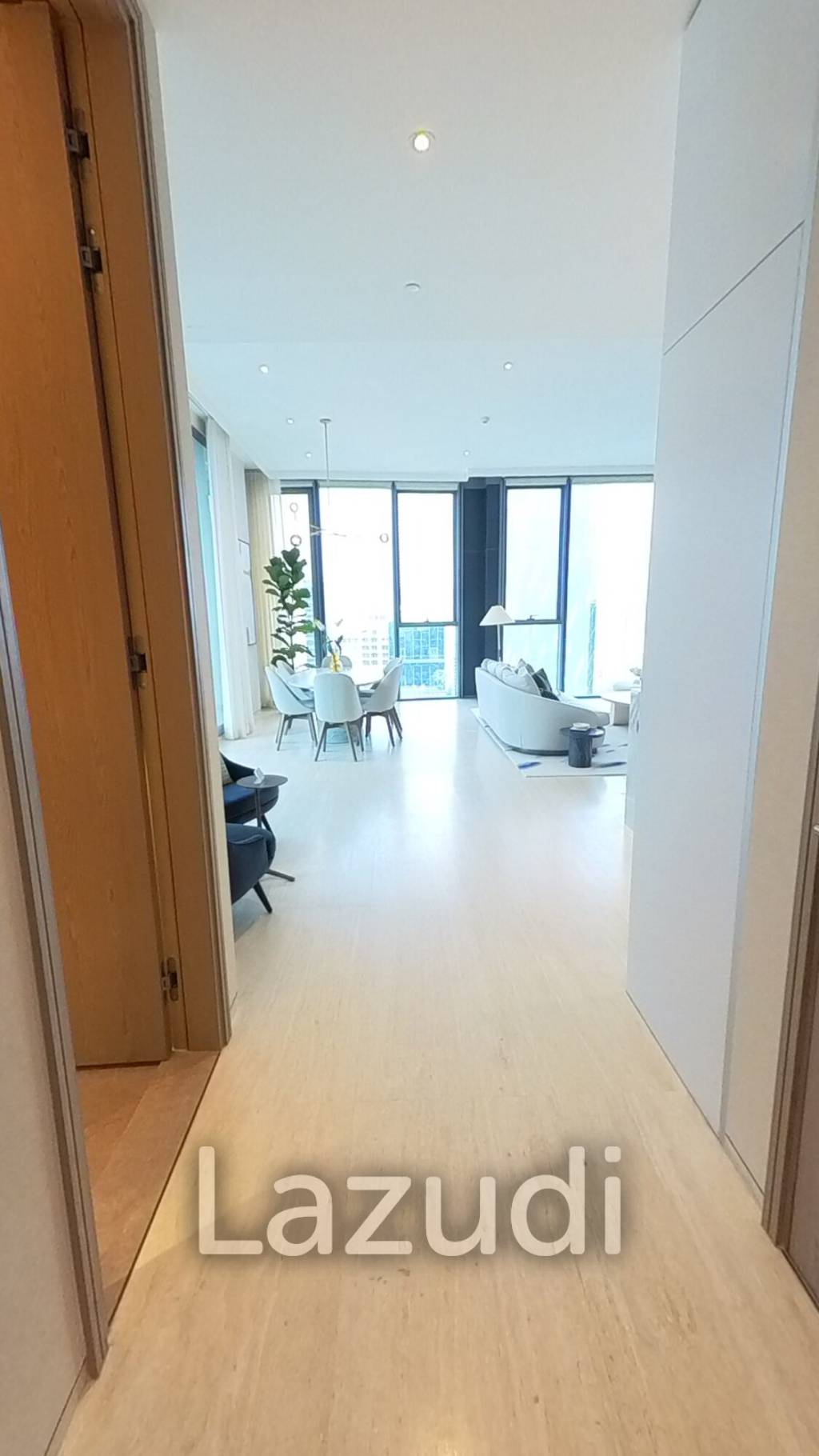 2 Beds 3 Baths 166 SQ.M SCOPE Langsuan
