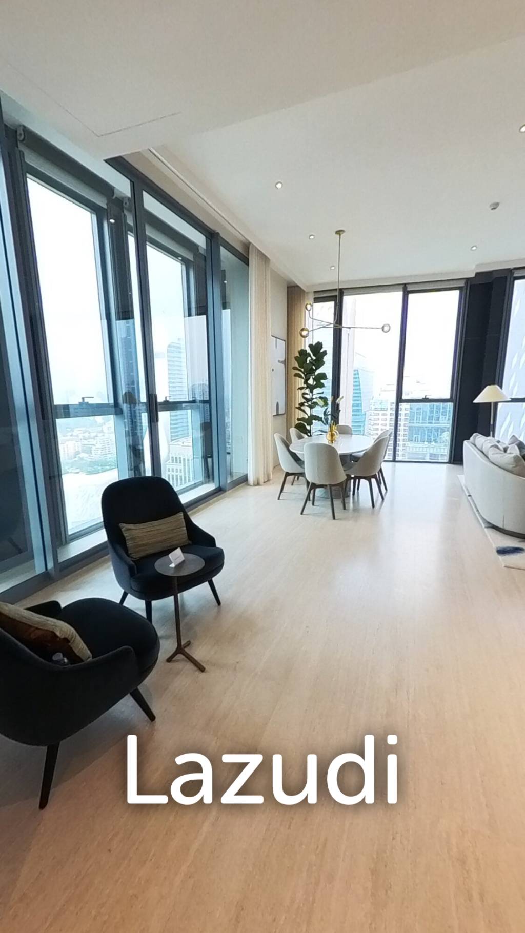 2 Beds 3 Baths 166 SQ.M SCOPE Langsuan