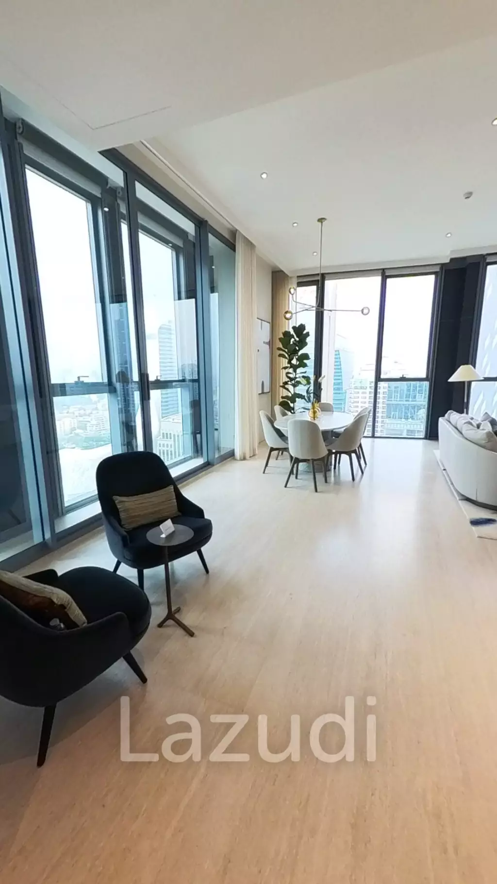 2 Beds 3 Baths 166 SQ.M SCOPE Langsuan