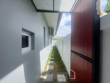 TROPICAL VISION  : 3 bed soi 94