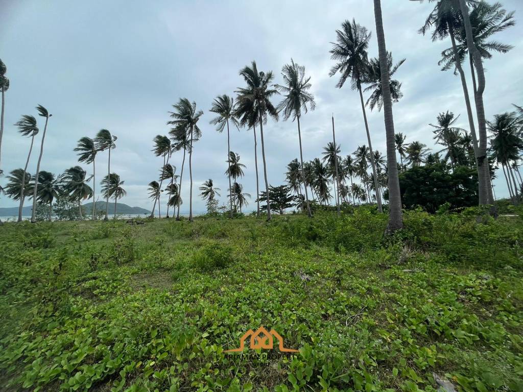 4,200 SQ.M Flat land near the Beach Had Leam Sor