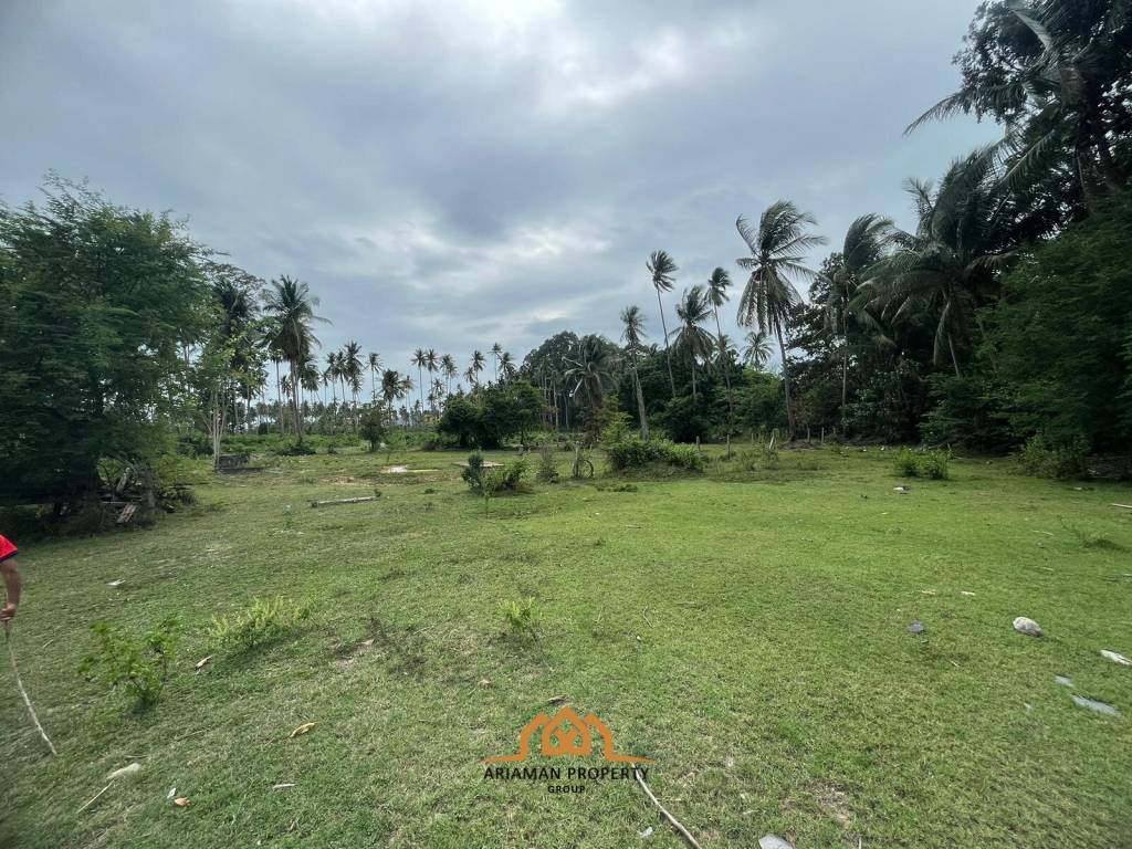 4,200 SQ.M Flat land near the Beach Had Leam Sor