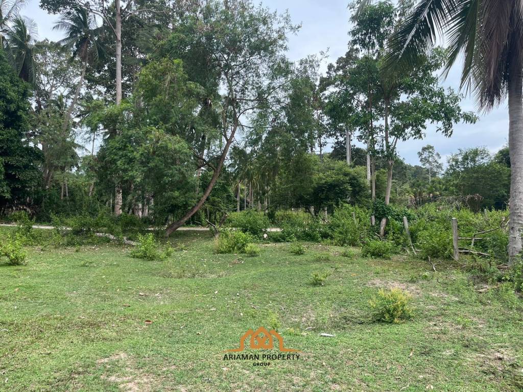 4,200 SQ.M Flat land near the Beach Had Leam Sor