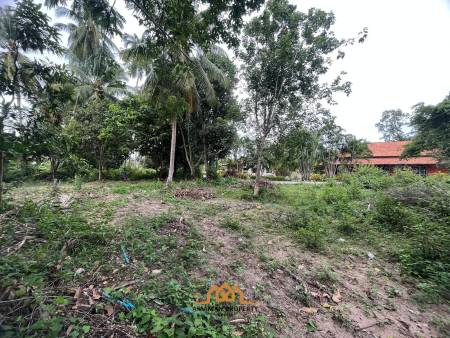 4,200 SQ.M Flat land near the Beach Had Leam Sor