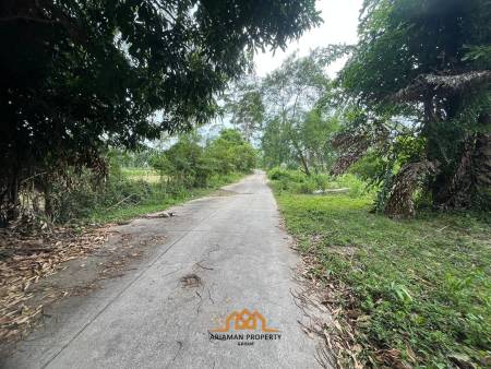 4,200 SQ.M Flat land near the Beach Had Leam Sor