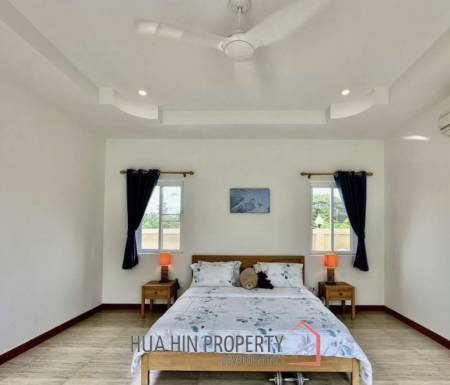 BREEZE HILL HUA HIN : 3 bed pool villa