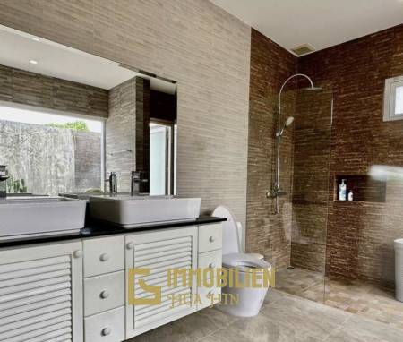 688 metro cuadrado 3 ` 3 Baño Villa de Venta