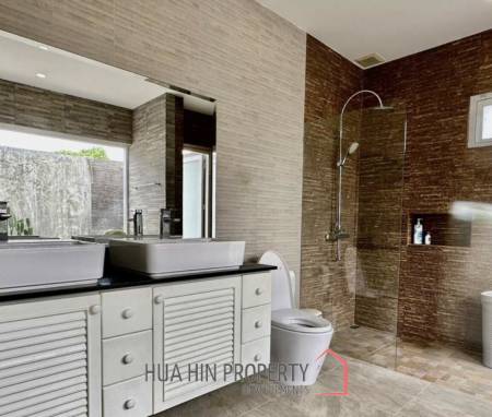 BREEZE HILL HUA HIN : 3 bed pool villa
