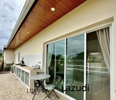 BREEZE HILL HUA HIN : 3 bed pool villa