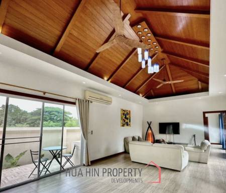 BREEZE HILL HUA HIN : 3 bed pool villa