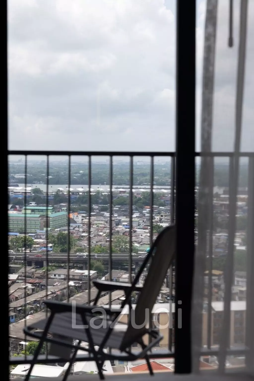 1 Bed 1 Bath 35 SQ.M OKA HAUS Sukhumvit 36