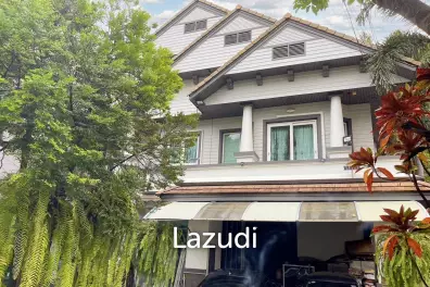 5 Bed 5 Bath 547 House in Phatthanakan 32