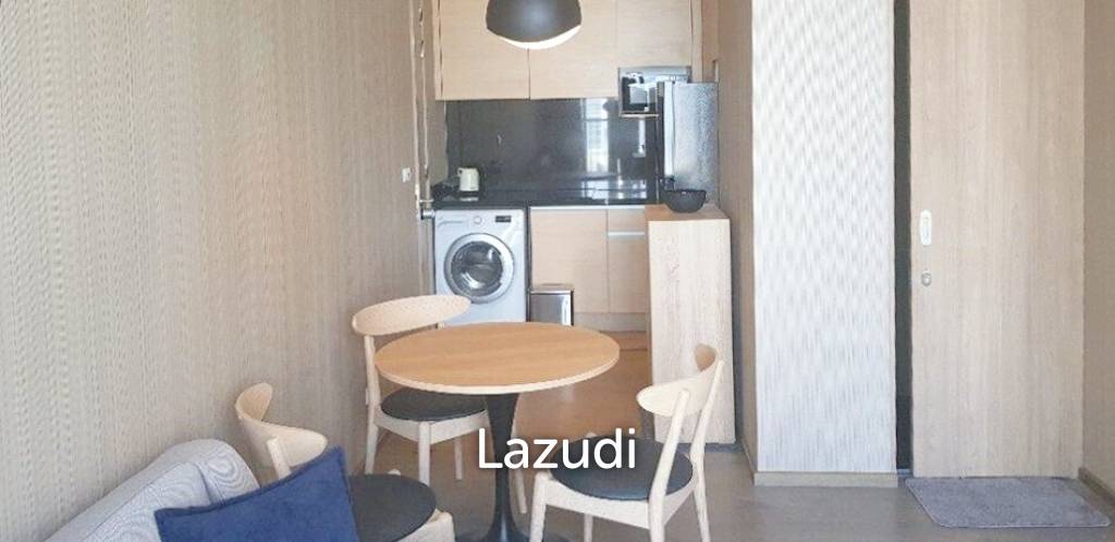 1 Bed 1 Bath 39 SQ.M Park Origin Phromphong