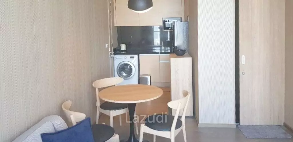 1 Bed 1 Bath 39 SQ.M Park Origin Phromphong