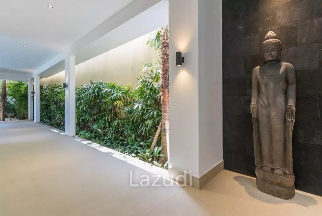 Luxury Villa in Nyanyi