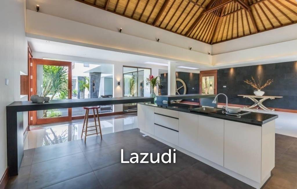 Luxury Villa in Nyanyi