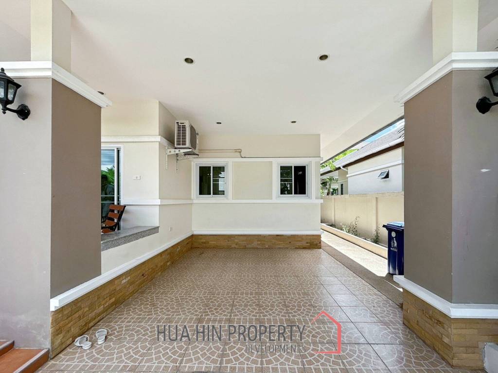 Emerald Green : 3 Bed 2 Bath Villa