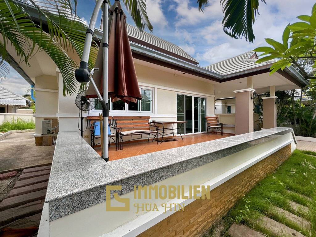 Emerald Green : 3 Bed 2 Bath Villa