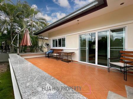 Emerald Green : 3 Bed 2 Bath Villa