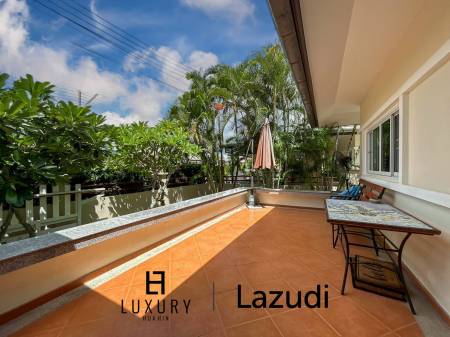 Emerald Green : 3 Bed 2 Bath Villa