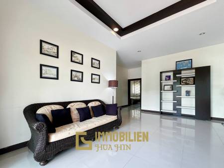 Emerald Green : 3 Bed 2 Bath Villa