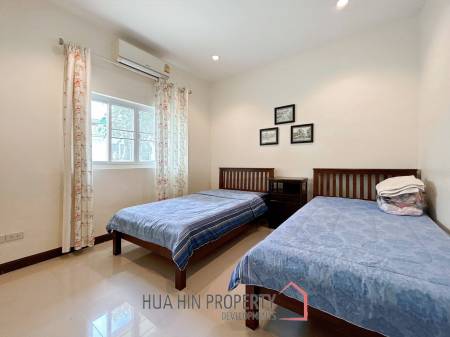 Emerald Green : 3 Bed 2 Bath Villa