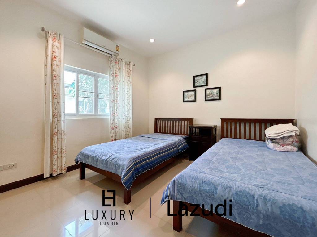 Emerald Green : 3 Bed 2 Bath Villa