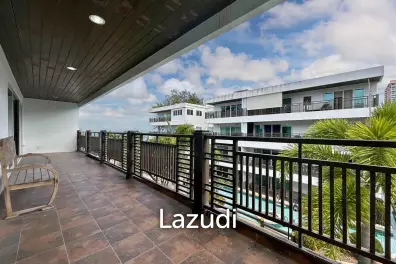 The Beach Palace : 2 Bed Condo Beach Front