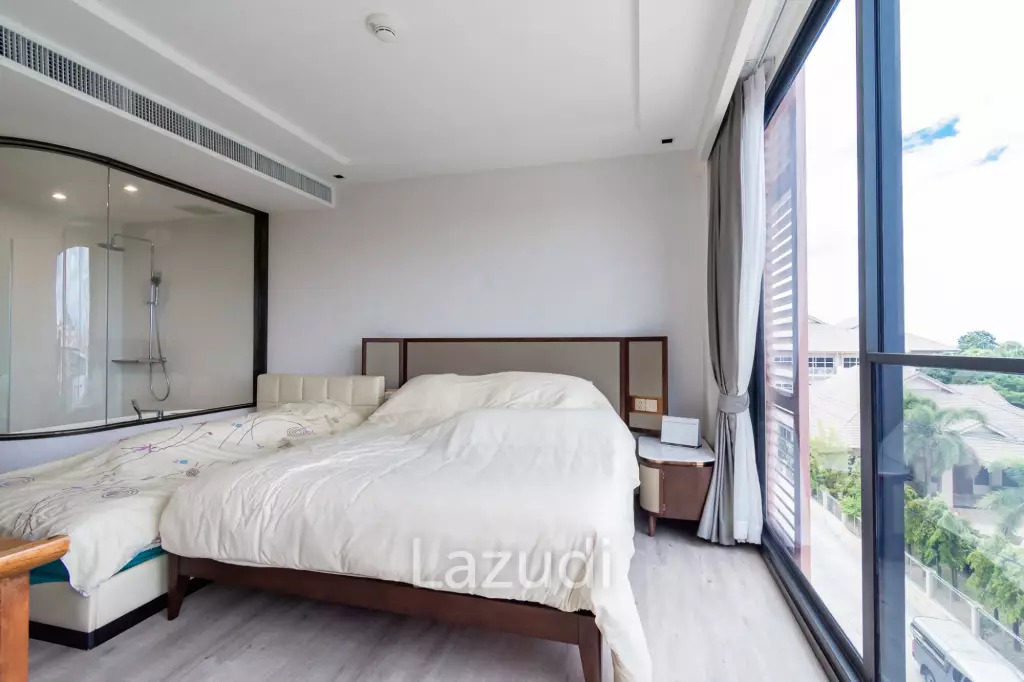 INTERCONTINENTAL RESIDENCES :  1 Bed Condo near the beach and town