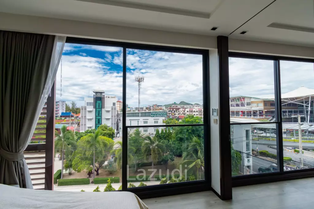 INTERCONTINENTAL RESIDENCES :  1 Bed Condo near the beach and town