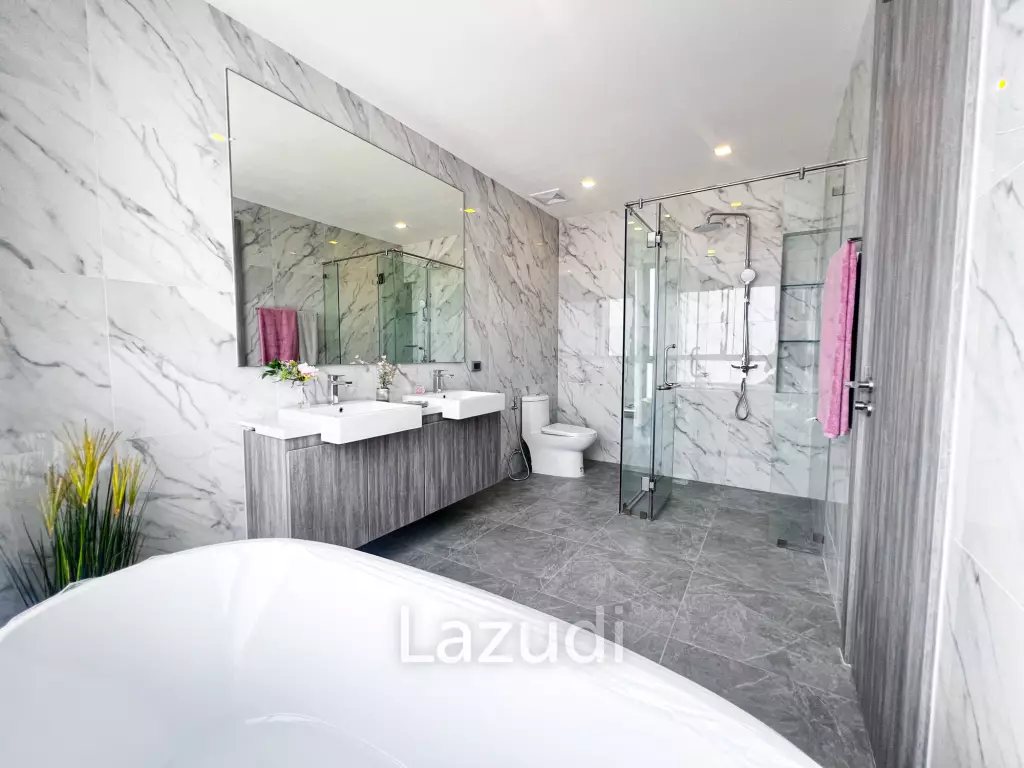 Luxurious 3-Bed Villa in Bang Sare, Chonburi